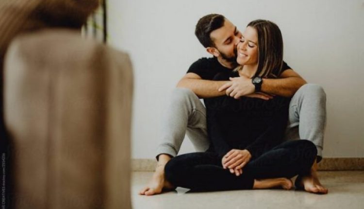 auto_couple-1-850x567-600x3601570984384-750x430